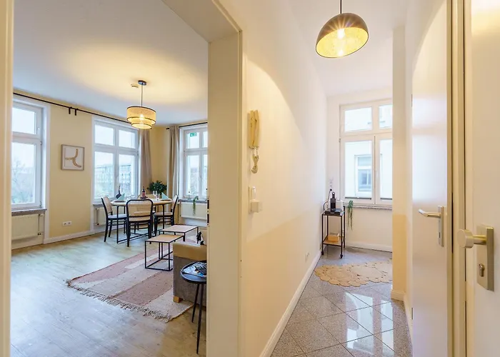 Mit Wasserblick لوبيك