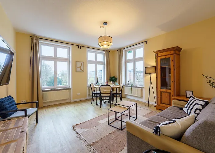 Mit Wasserblick شقة *