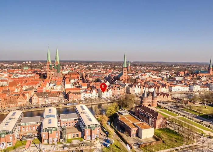 Mit Wasserblick * لوبيك